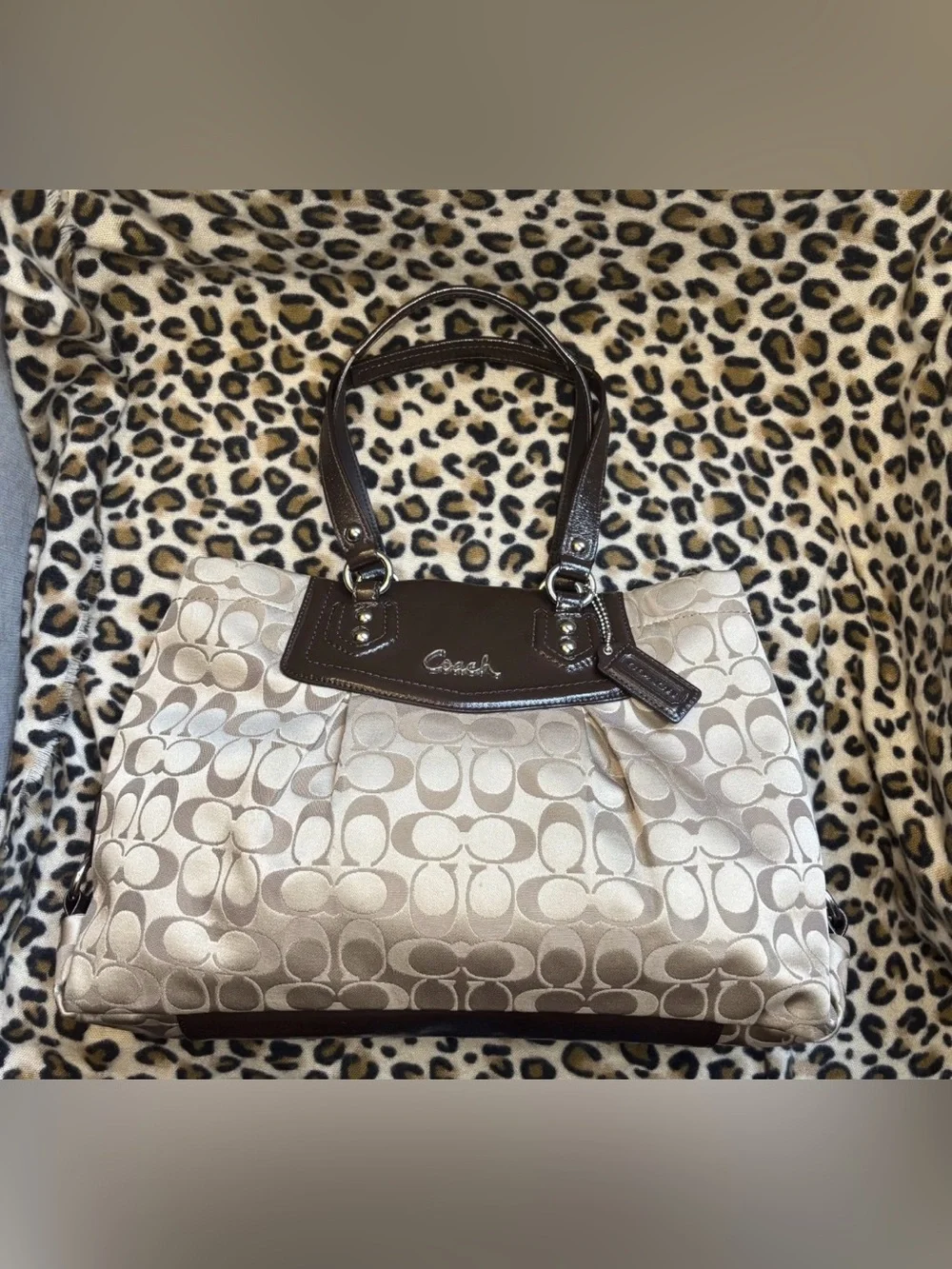 COACH F19244 2012 Ashley Signature Satchel EUC💜